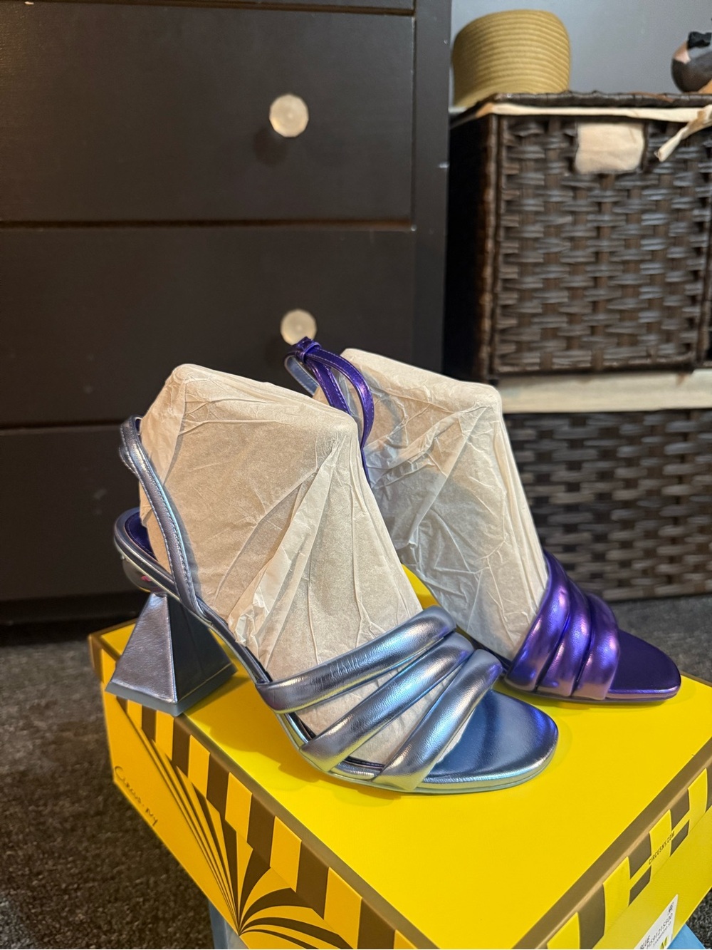 Circus NY Heeled Sandals - Picture 3 of 3